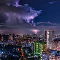 The Singapore by Carlos Monforte